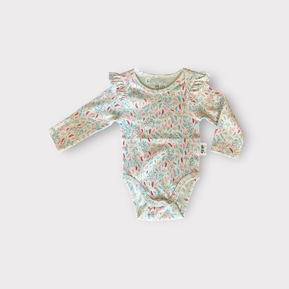NWTS The Elk, boutique brand long sleeve onesie with ruffles - Picture 4 of 5